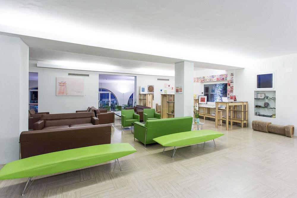 Art Hotel Gran Paradiso Соренто Екстериор снимка